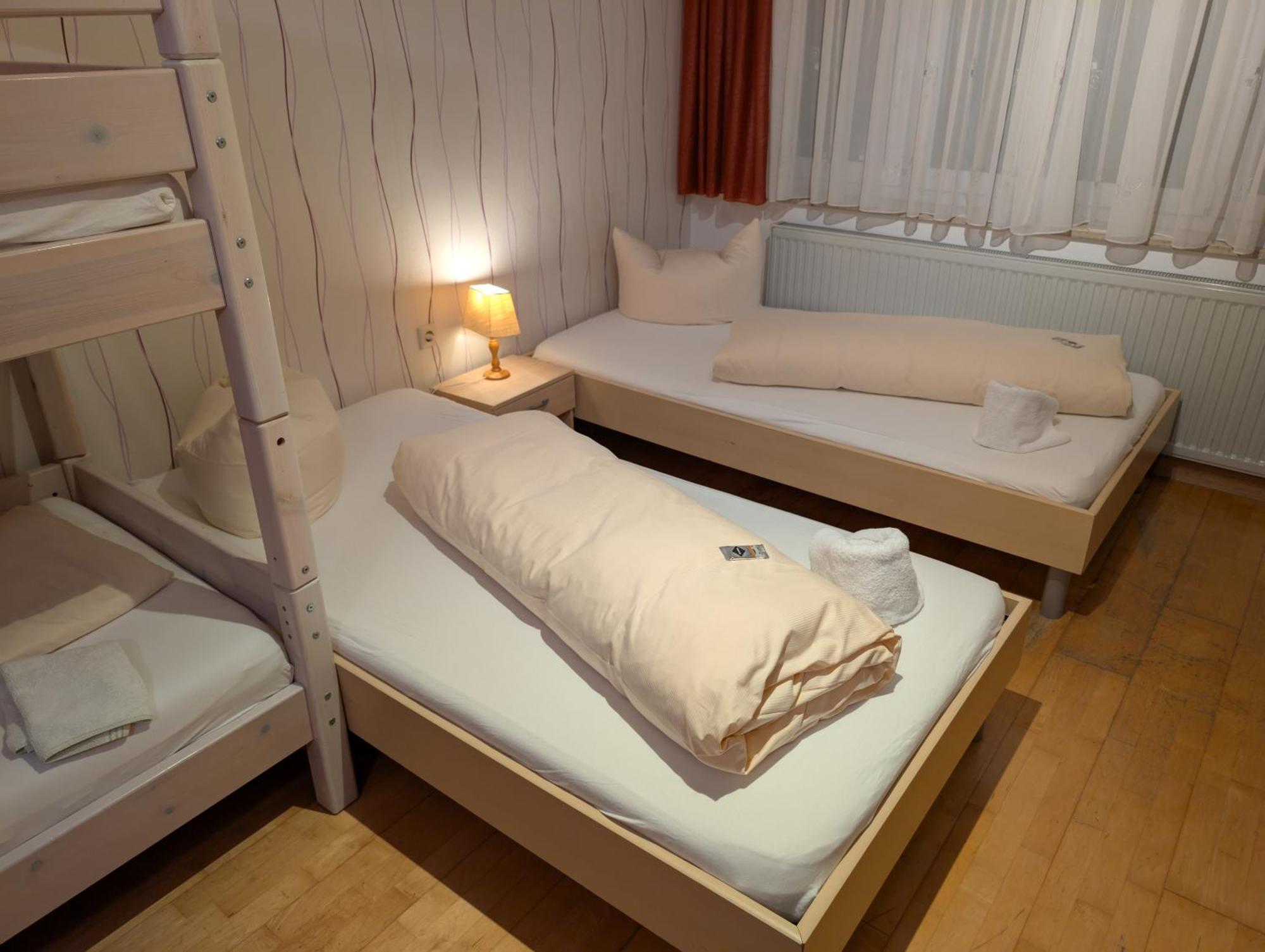 Hotel-Gasthof Zur Rose Weißenhorn Pokoj fotografie