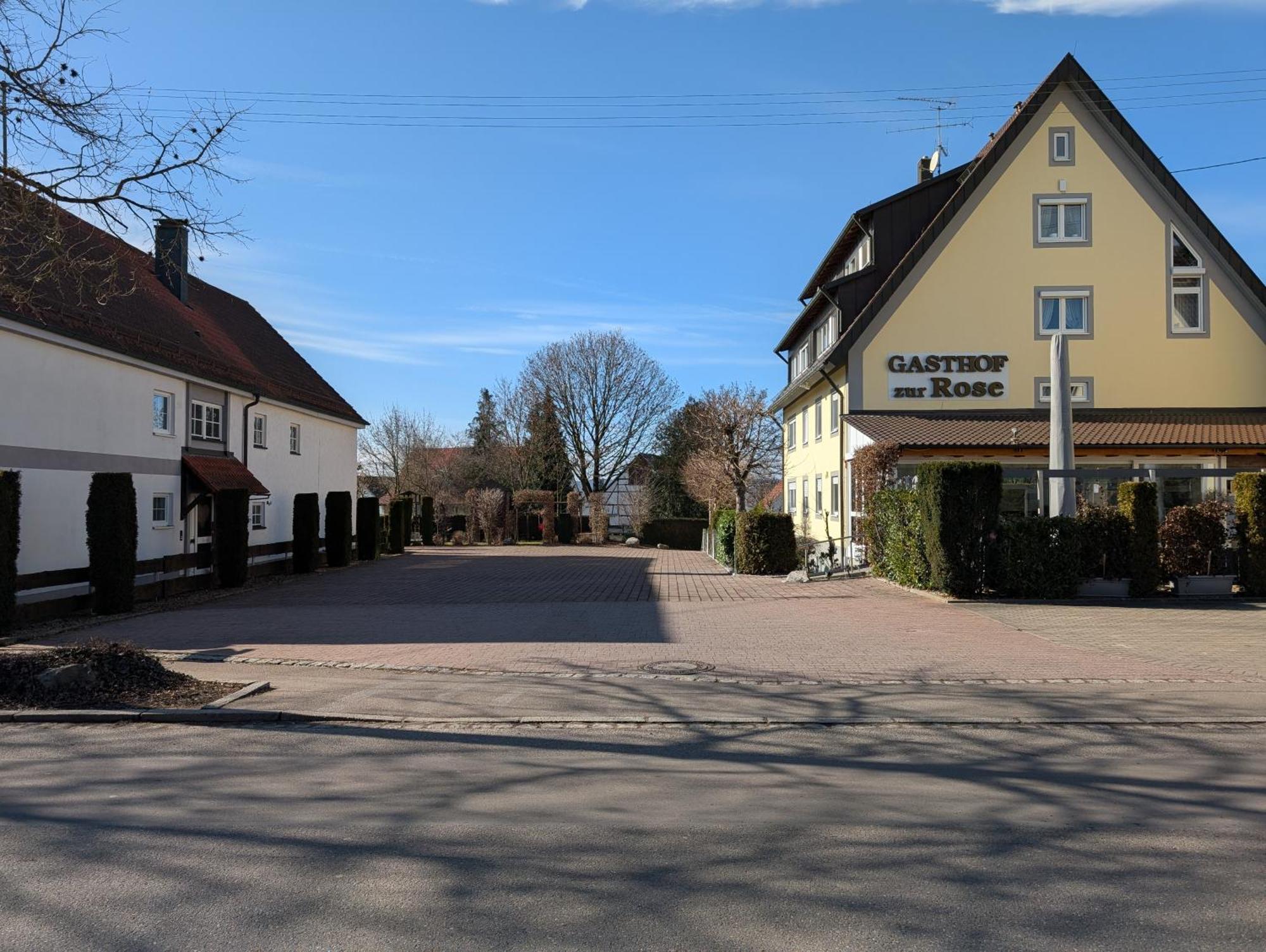 Hotel-Gasthof Zur Rose Weißenhorn Exteriér fotografie